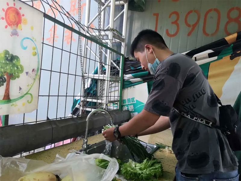 愛因森教育2020級半年制平面設計21班團建活動