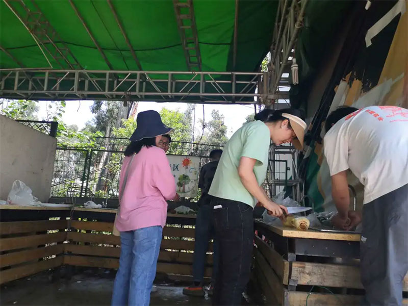 愛因森教育2020級半年制平面設計21班團建活動